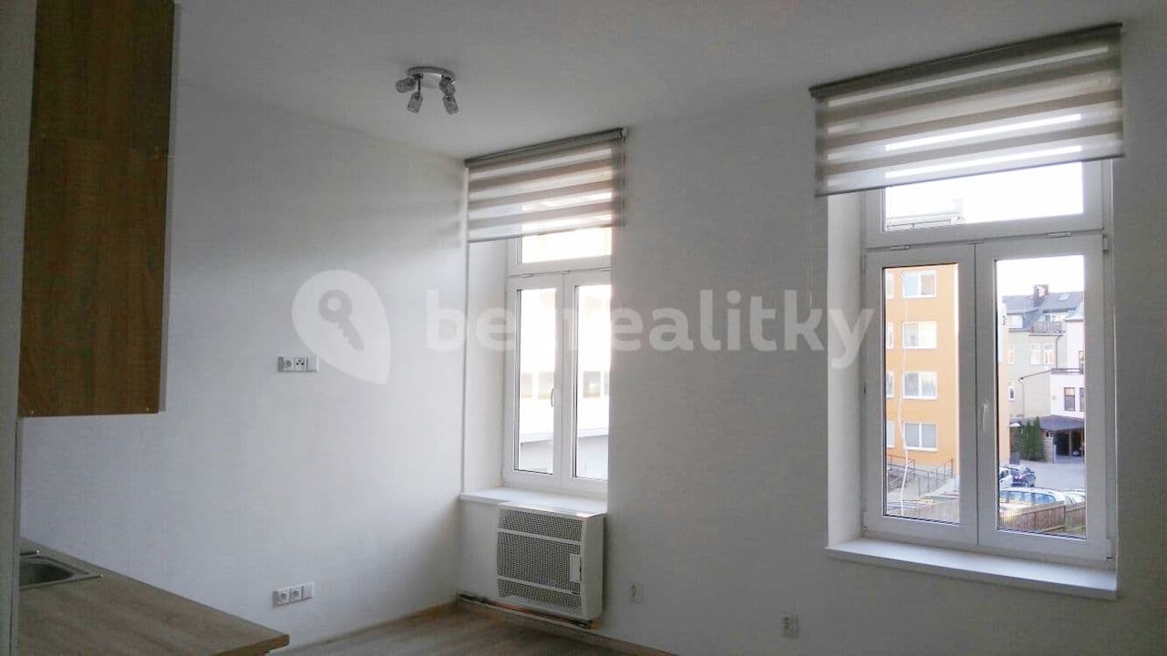 Pronájem bytu 1+kk 22 m², Chlumova, Jihlava, Kraj Vysočina Pronájem bytu 1+kk 22 m², Chlumova, Jihlava, Kraj Vysočina