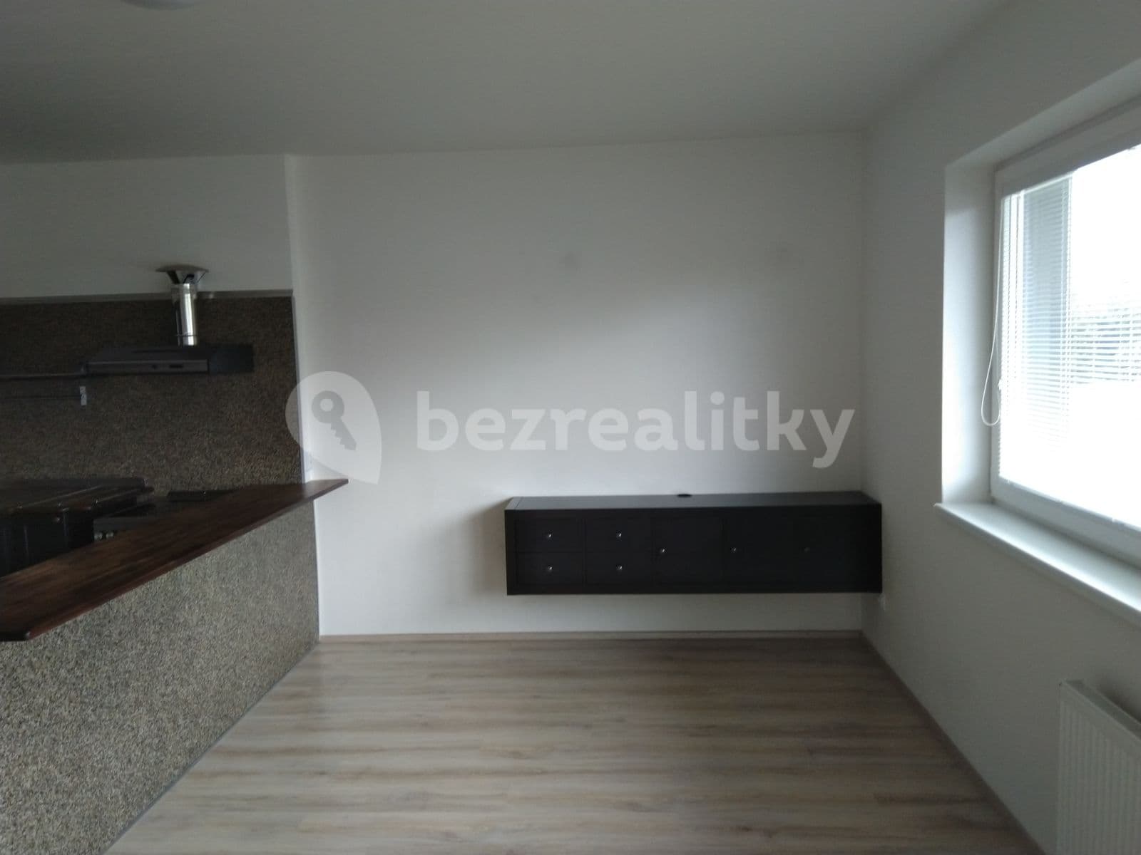 Pronájem bytu 1+kk 50 m², Tupolevova, Praha, Praha Pronájem bytu 1+kk 50 m², Tupolevova, Praha, Praha