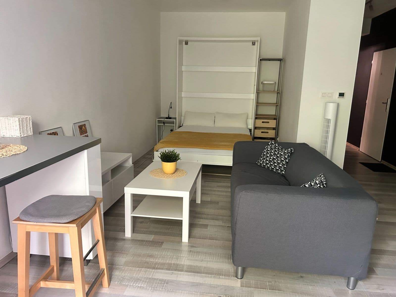 Pronájem bytu 1+1 41 m², K Železnej studienke, Bratislava - mestská časť Staré Mesto, Bratislavský kraj Pronájem bytu 1+1 41 m², K Železnej studienke, Bratislava - mestská časť Staré Mesto, Bratislavský kraj