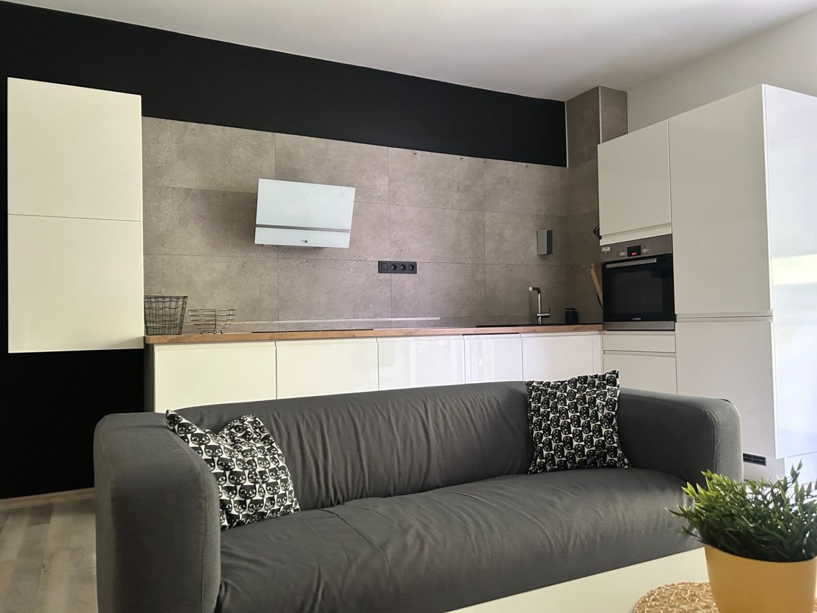 Pronájem bytu 1+1 41 m², K Železnej studienke, Bratislava - mestská časť Staré Mesto, Bratislavský kraj Pronájem bytu 1+1 41 m², K Železnej studienke, Bratislava - mestská časť Staré Mesto, Bratislavský kraj