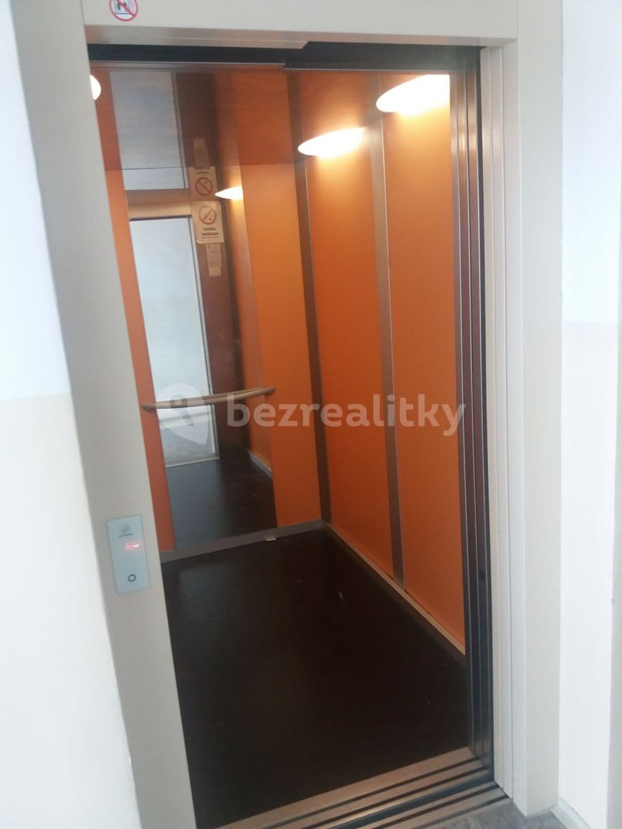 Pronájem bytu 3+1 90 m², Hekrova, Praha, Praha Pronájem bytu 3+1 90 m², Hekrova, Praha, Praha