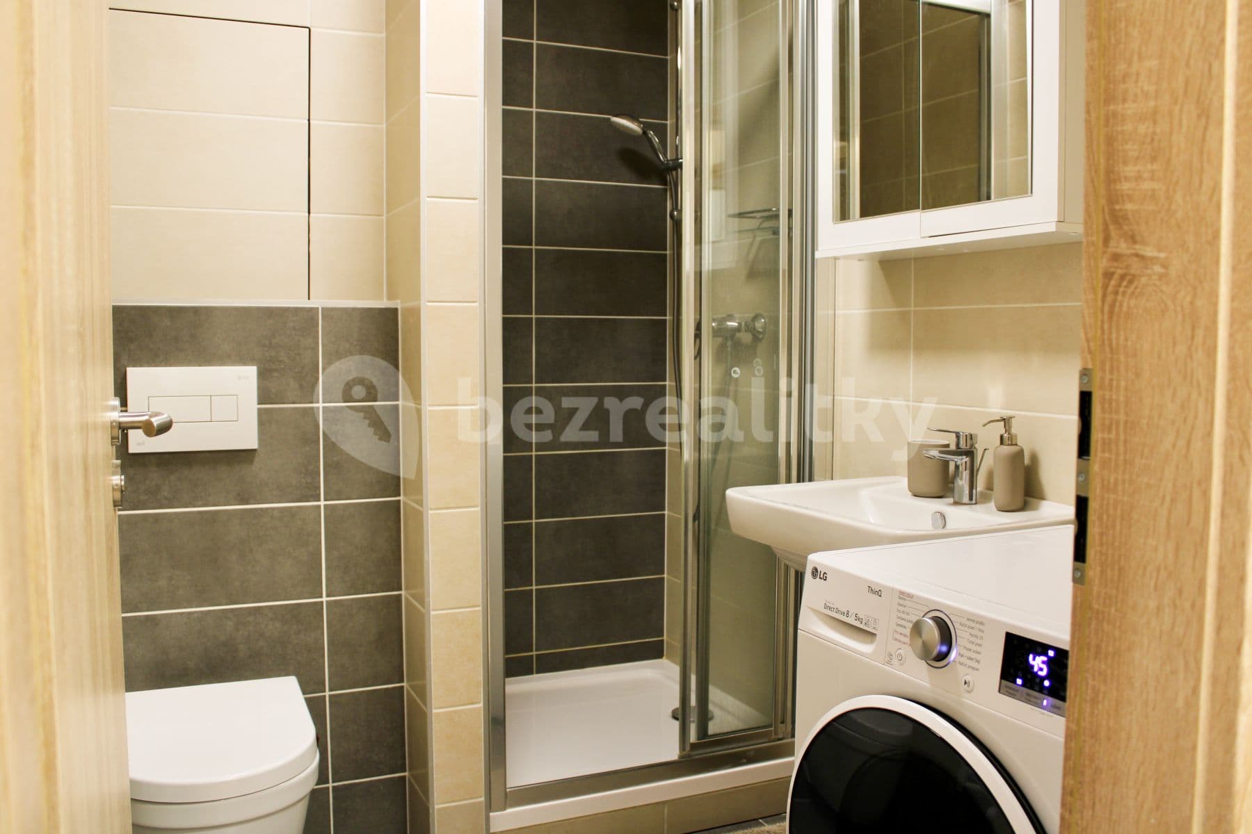 Pronájem bytu 1+kk 30 m², Vranovská, Brno, Jihomoravský kraj Pronájem bytu 1+kk 30 m², Vranovská, Brno, Jihomoravský kraj