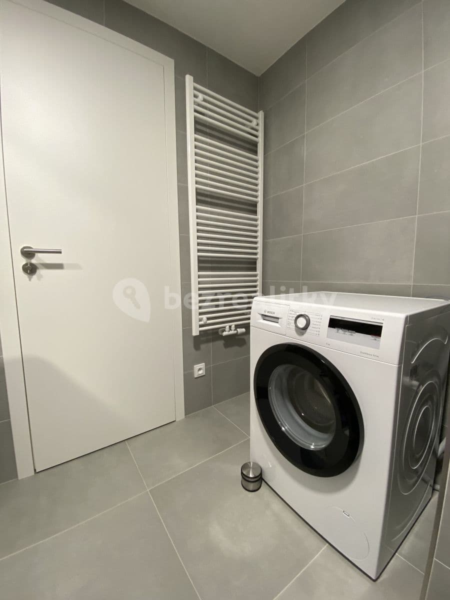Pronájem bytu 1+kk 28 m², Ocelářská, Praha, Praha Pronájem bytu 1+kk 28 m², Ocelářská, Praha, Praha