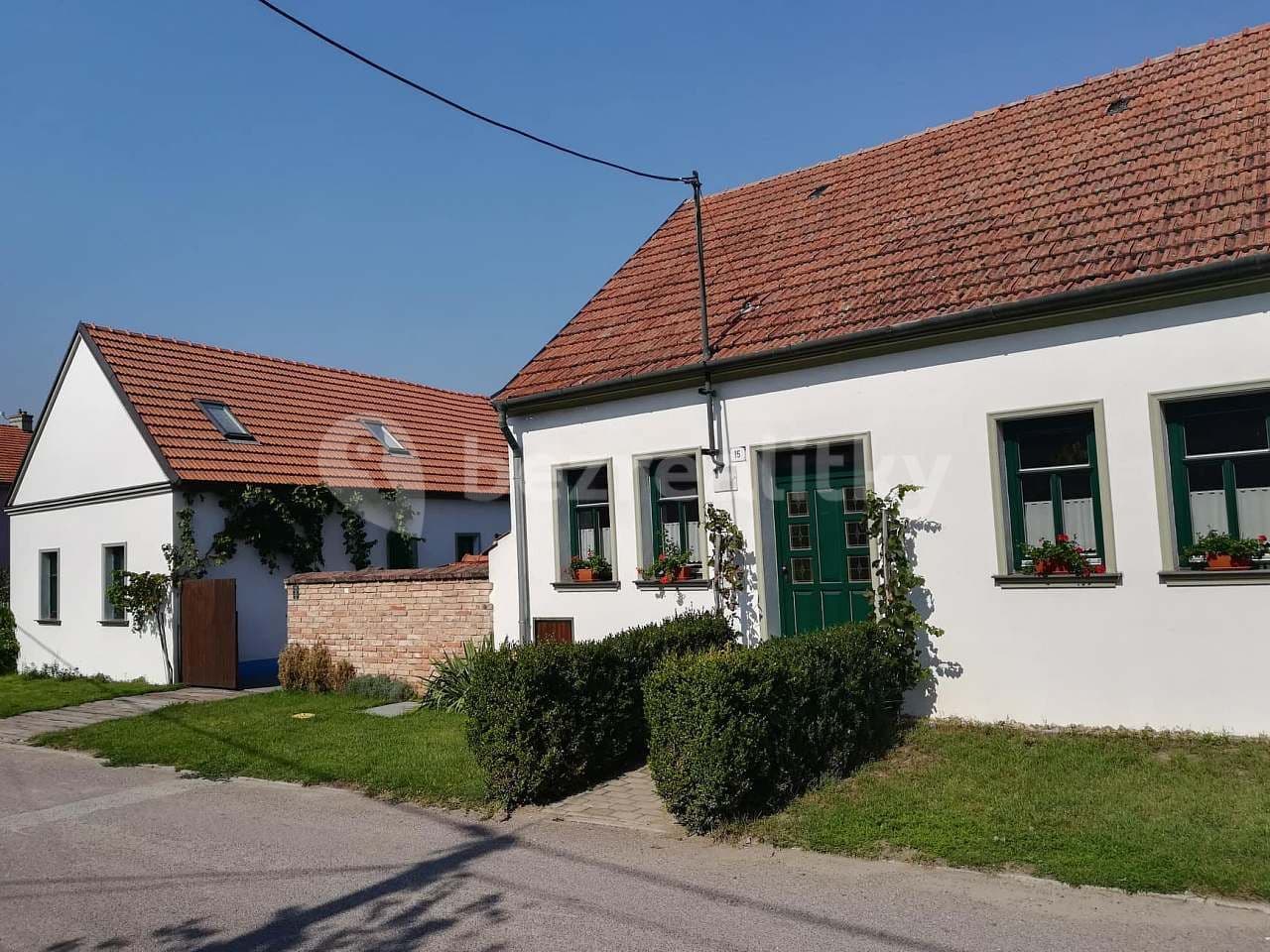 Pronájem chaty, chalupy, Perná, Jihomoravský kraj Pronájem chaty, chalupy, Perná, Jihomoravský kraj