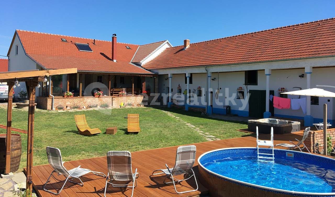 Pronájem chaty, chalupy, Jevišovka, Jihomoravský kraj Pronájem chaty, chalupy, Jevišovka, Jihomoravský kraj