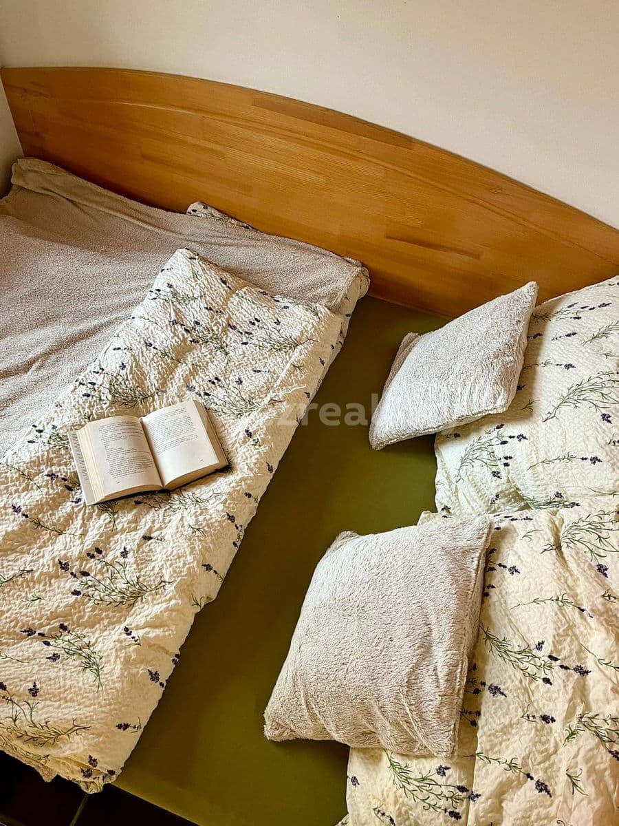 Pronájem chaty, chalupy, Velké Karlovice, Zlínský kraj Pronájem chaty, chalupy, Velké Karlovice, Zlínský kraj