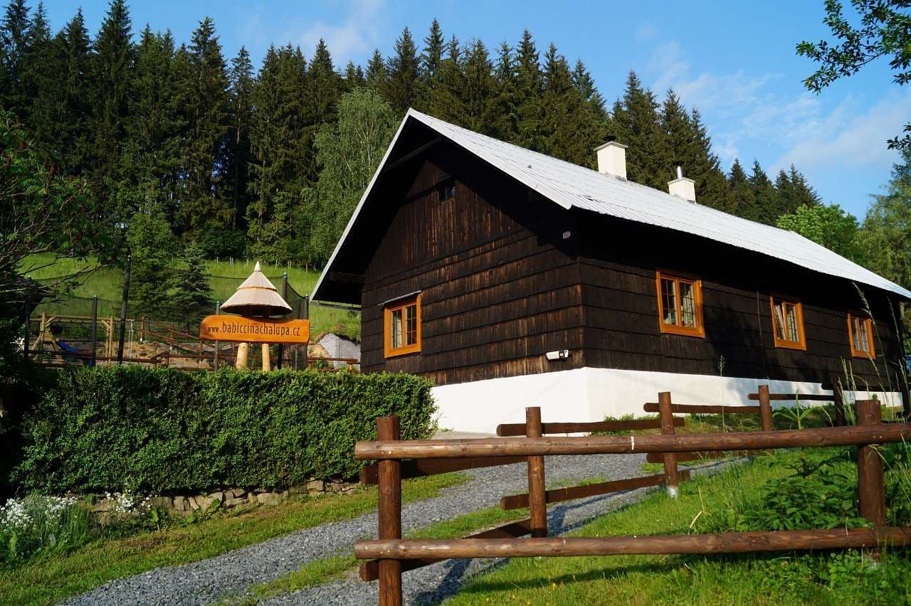 Pronájem chaty, chalupy, Velké Karlovice, Zlínský kraj Pronájem chaty, chalupy, Velké Karlovice, Zlínský kraj