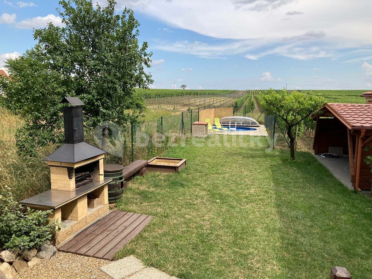 Pronájem chaty, chalupy, Velké Bílovice, Jihomoravský kraj Pronájem chaty, chalupy, Velké Bílovice, Jihomoravský kraj