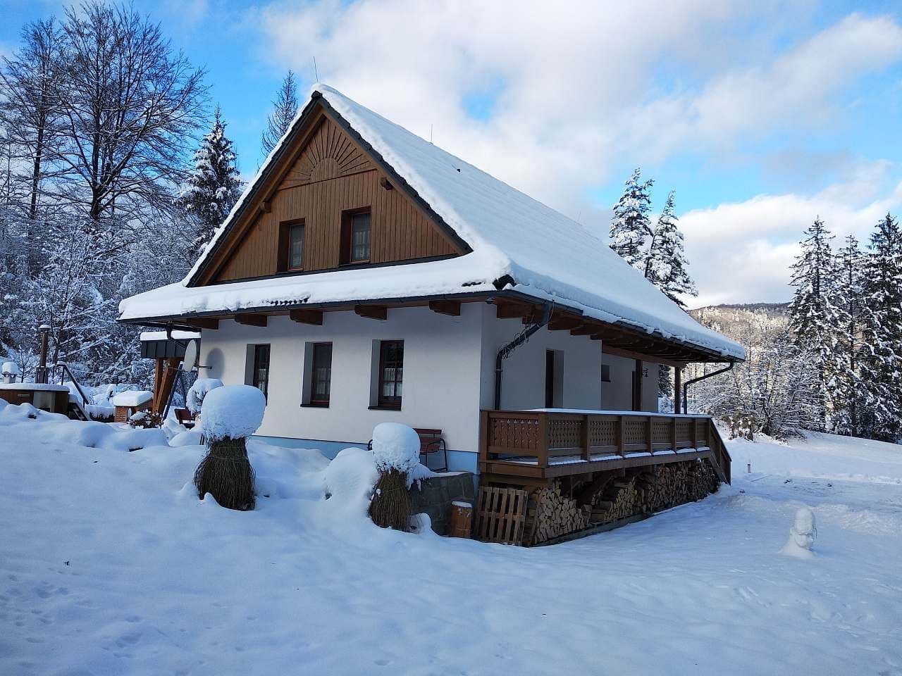 Pronájem chaty, chalupy, Dolní Lomná, Moravskoslezský kraj Pronájem chaty, chalupy, Dolní Lomná, Moravskoslezský kraj