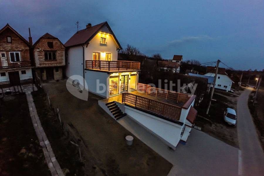 Pronájem chaty, chalupy, Mutěnice, Jihomoravský kraj Pronájem chaty, chalupy, Mutěnice, Jihomoravský kraj