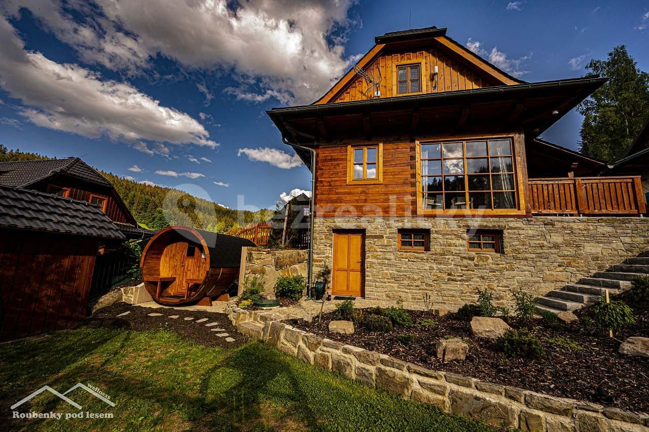 Pronájem chaty, chalupy, Velké Karlovice, Zlínský kraj Pronájem chaty, chalupy, Velké Karlovice, Zlínský kraj