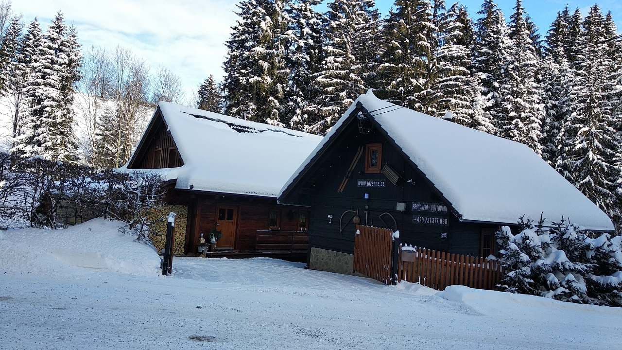 Pronájem chaty, chalupy, Velké Karlovice, Zlínský kraj Pronájem chaty, chalupy, Velké Karlovice, Zlínský kraj