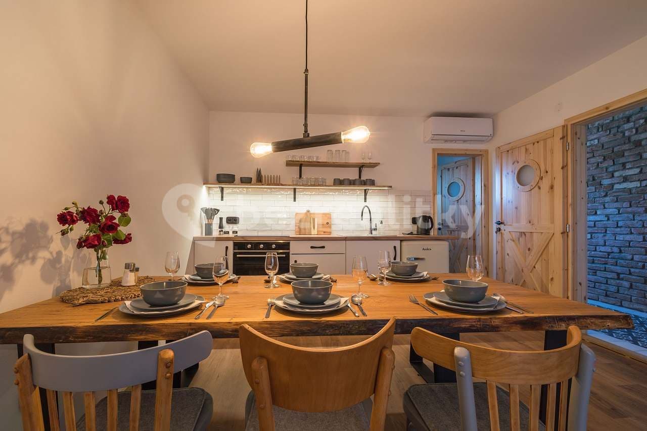 Pronájem chaty, chalupy, Žádovice, Jihomoravský kraj Pronájem chaty, chalupy, Žádovice, Jihomoravský kraj