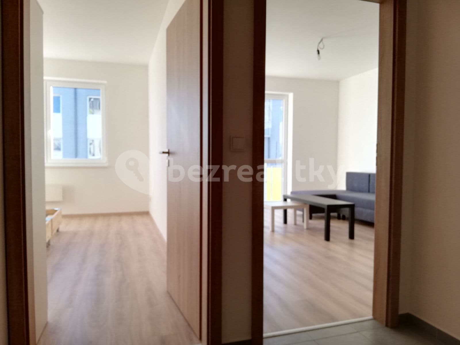 Pronájem bytu 2+kk 55 m², Příhodova, Chýně, Středočeský kraj Pronájem bytu 2+kk 55 m², Příhodova, Chýně, Středočeský kraj