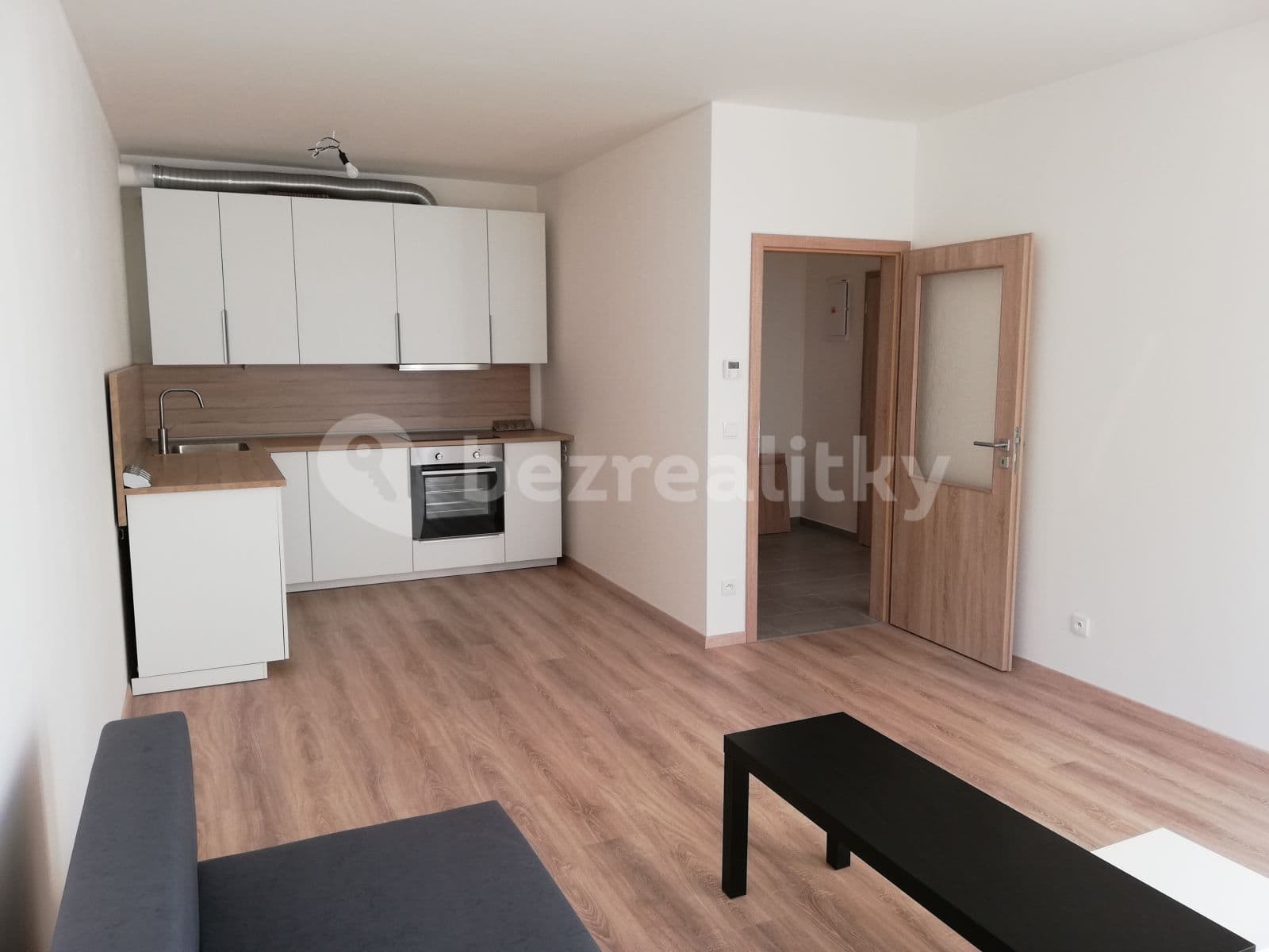 Pronájem bytu 2+kk 55 m², Příhodova, Chýně, Středočeský kraj Pronájem bytu 2+kk 55 m², Příhodova, Chýně, Středočeský kraj