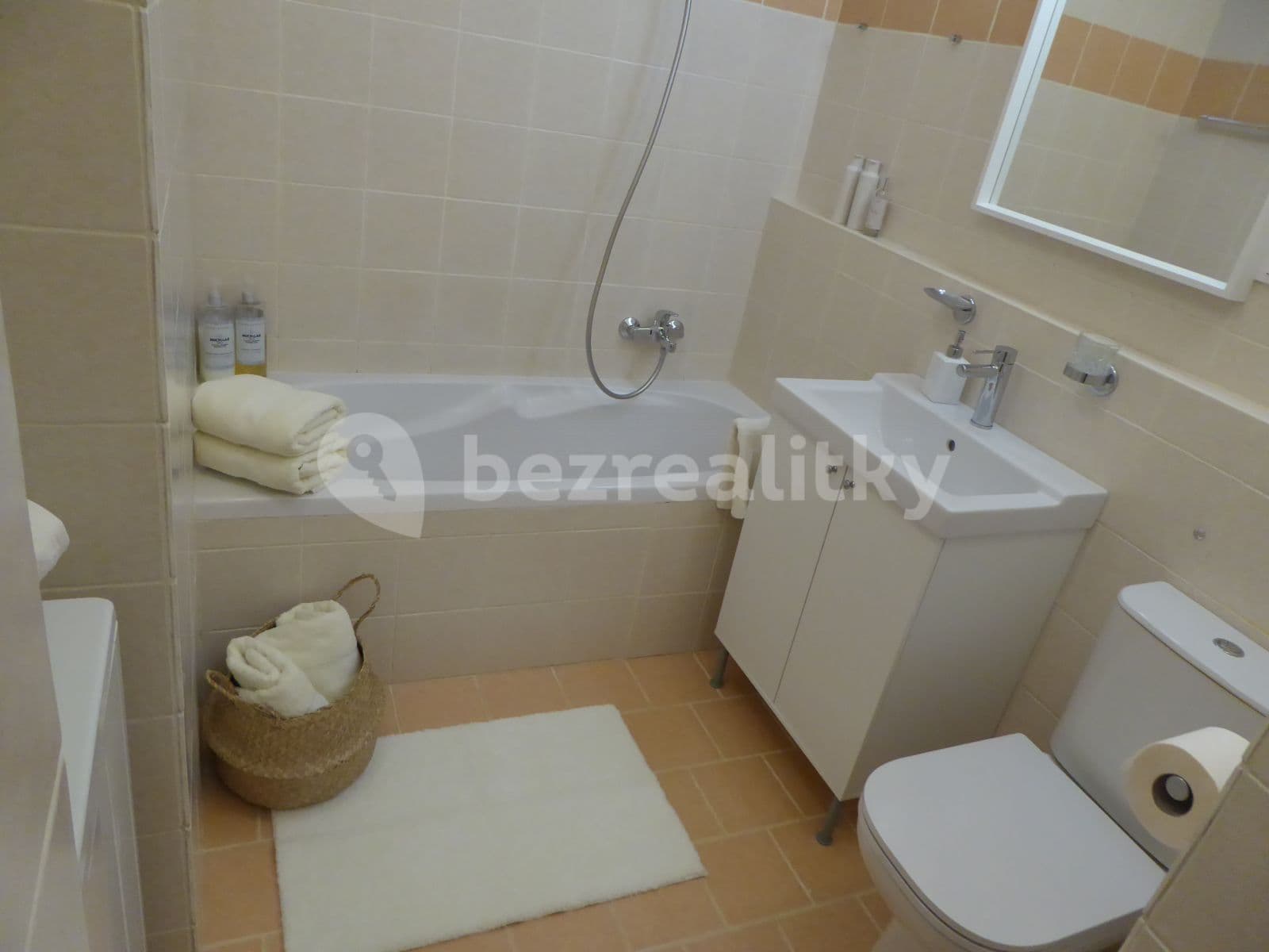 Pronájem bytu 2+kk 50 m², Jaurisova, Praha, Praha Pronájem bytu 2+kk 50 m², Jaurisova, Praha, Praha