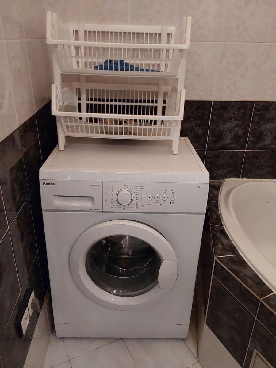 Pronájem bytu 1+1 44 m², Madridská, Praha, Praha Pronájem bytu 1+1 44 m², Madridská, Praha, Praha