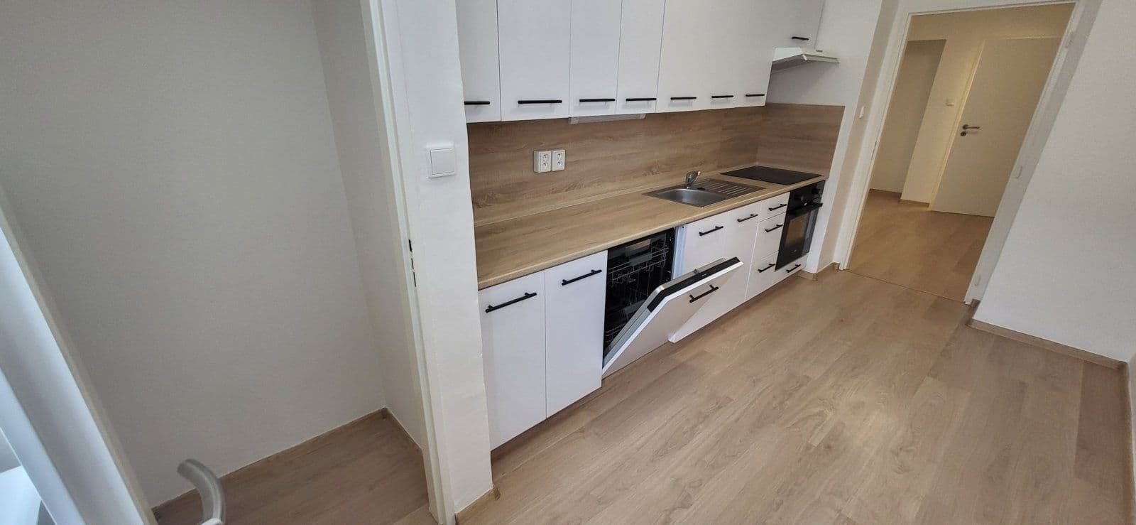 Pronájem bytu 2+1 73 m², Koperníkova, Havířov, Moravskoslezský kraj Pronájem bytu 2+1 73 m², Koperníkova, Havířov, Moravskoslezský kraj