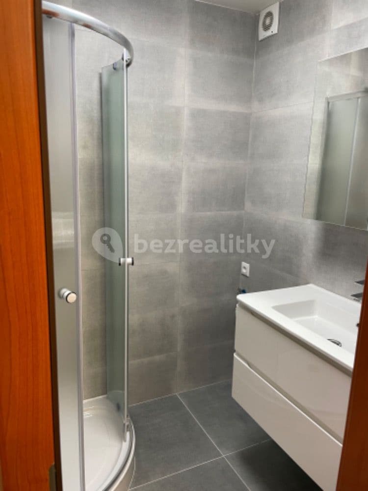 Pronájem bytu 2+kk 48 m², Amurská, Praha, Praha Pronájem bytu 2+kk 48 m², Amurská, Praha, Praha