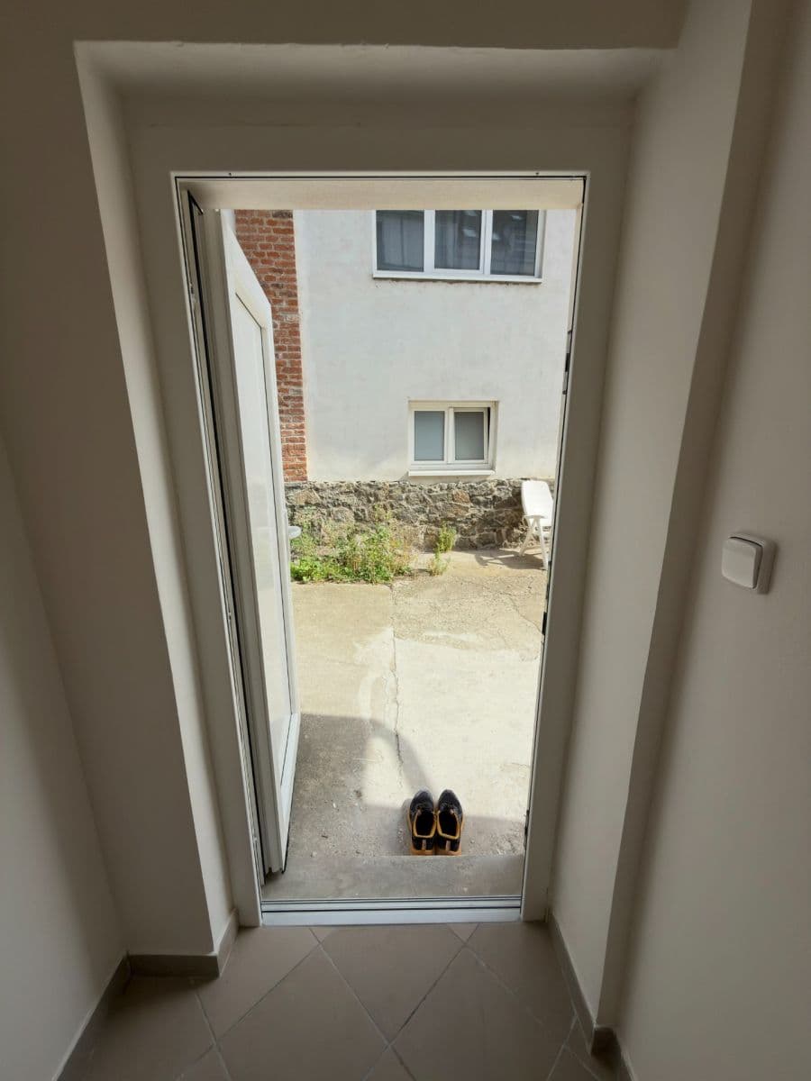 Pronájem bytu 1+kk 18 m², Zbynická, Praha, Praha Pronájem bytu 1+kk 18 m², Zbynická, Praha, Praha