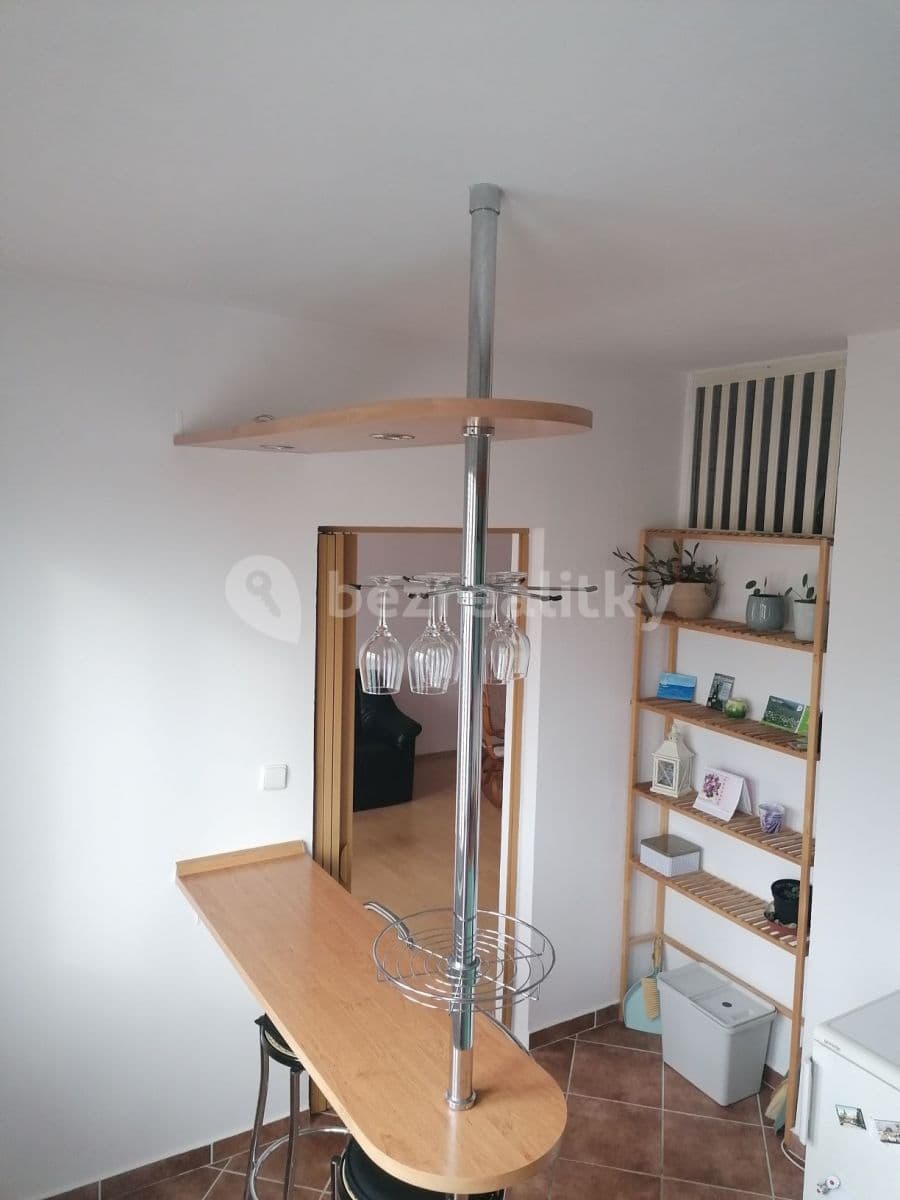 Pronájem bytu 2+1 63 m², Pařížská, Kladno, Středočeský kraj Pronájem bytu 2+1 63 m², Pařížská, Kladno, Středočeský kraj