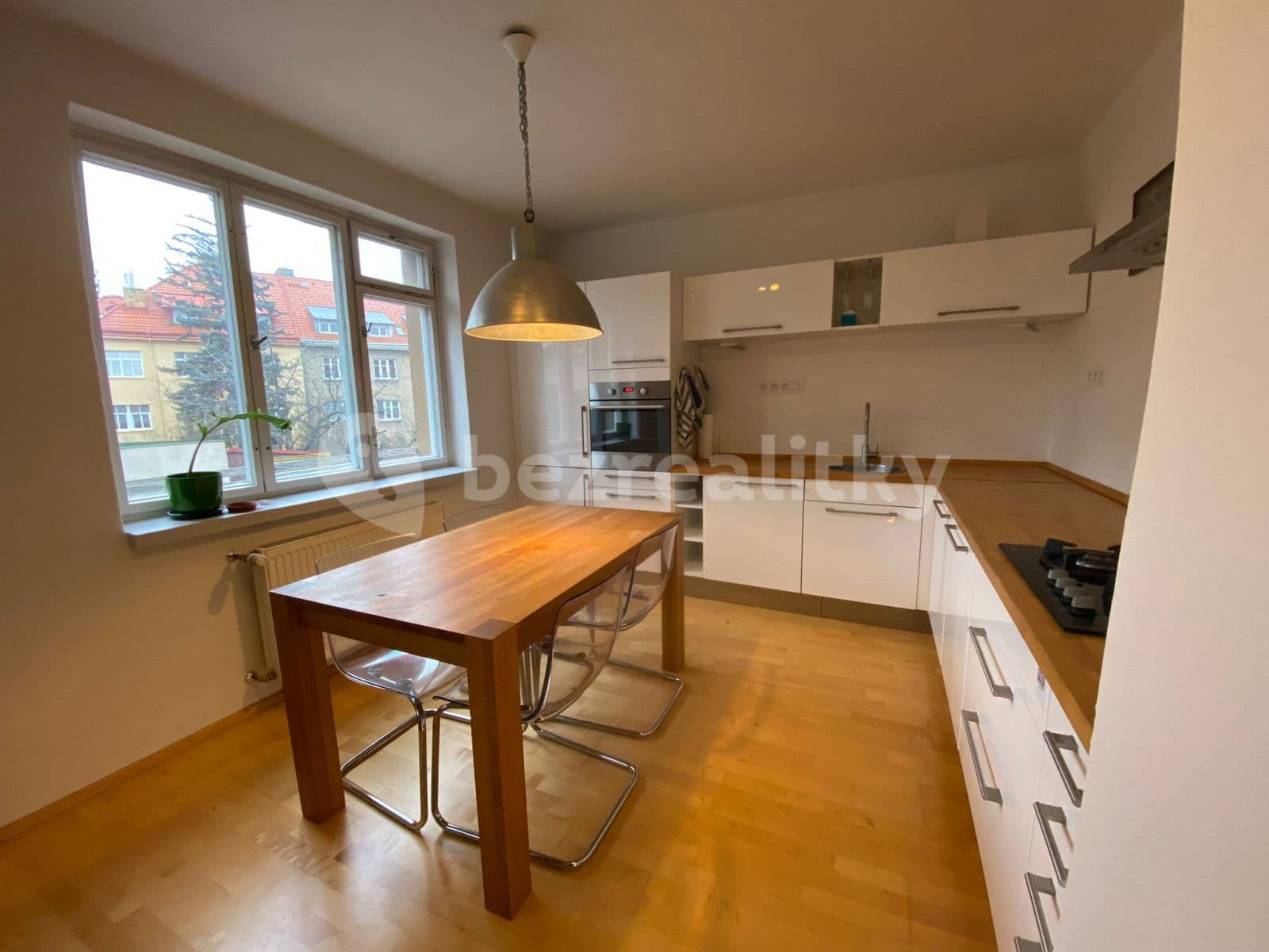Pronájem bytu 2+kk 63 m², U Druhé baterie, Praha, Praha Pronájem bytu 2+kk 63 m², U Druhé baterie, Praha, Praha