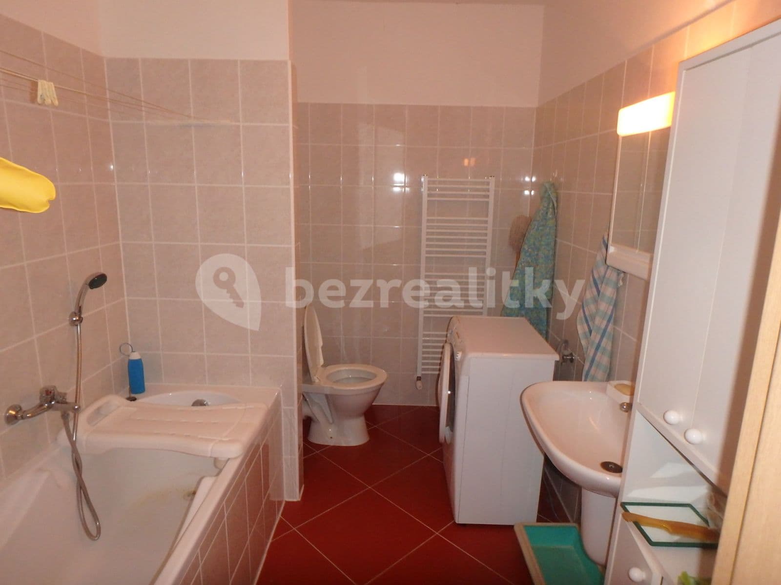 Pronájem bytu 2+kk 43 m², U Nemocnice, Jilemnice, Liberecký kraj Pronájem bytu 2+kk 43 m², U Nemocnice, Jilemnice, Liberecký kraj