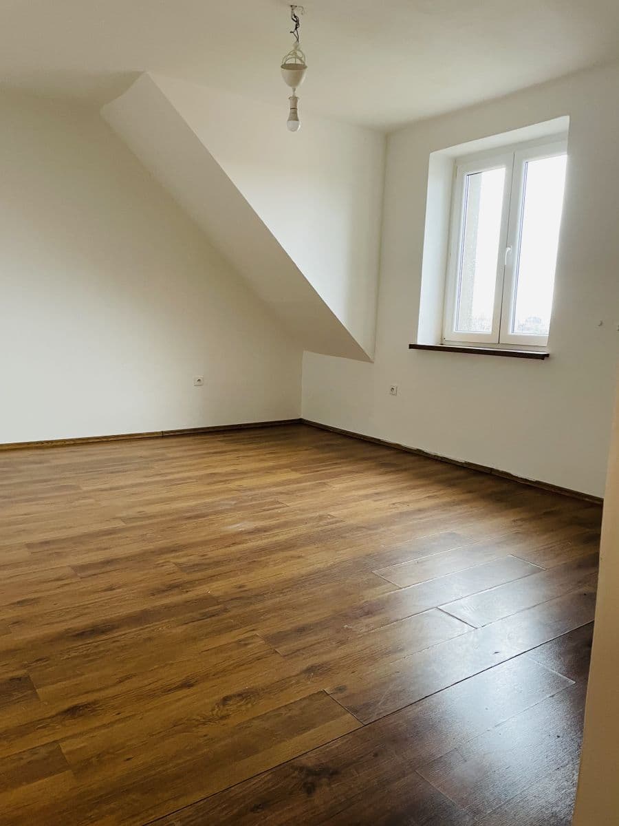 Pronájem bytu Garsoniéra 25 m², 28. října, Ostrava, Moravskoslezský kraj Pronájem bytu Garsoniéra 25 m², 28. října, Ostrava, Moravskoslezský kraj