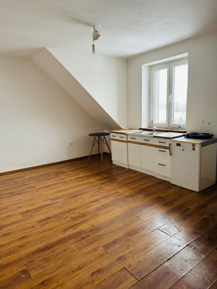 Pronájem bytu Garsoniéra 25 m², 28. října, Ostrava, Moravskoslezský kraj Pronájem bytu Garsoniéra 25 m², 28. října, Ostrava, Moravskoslezský kraj