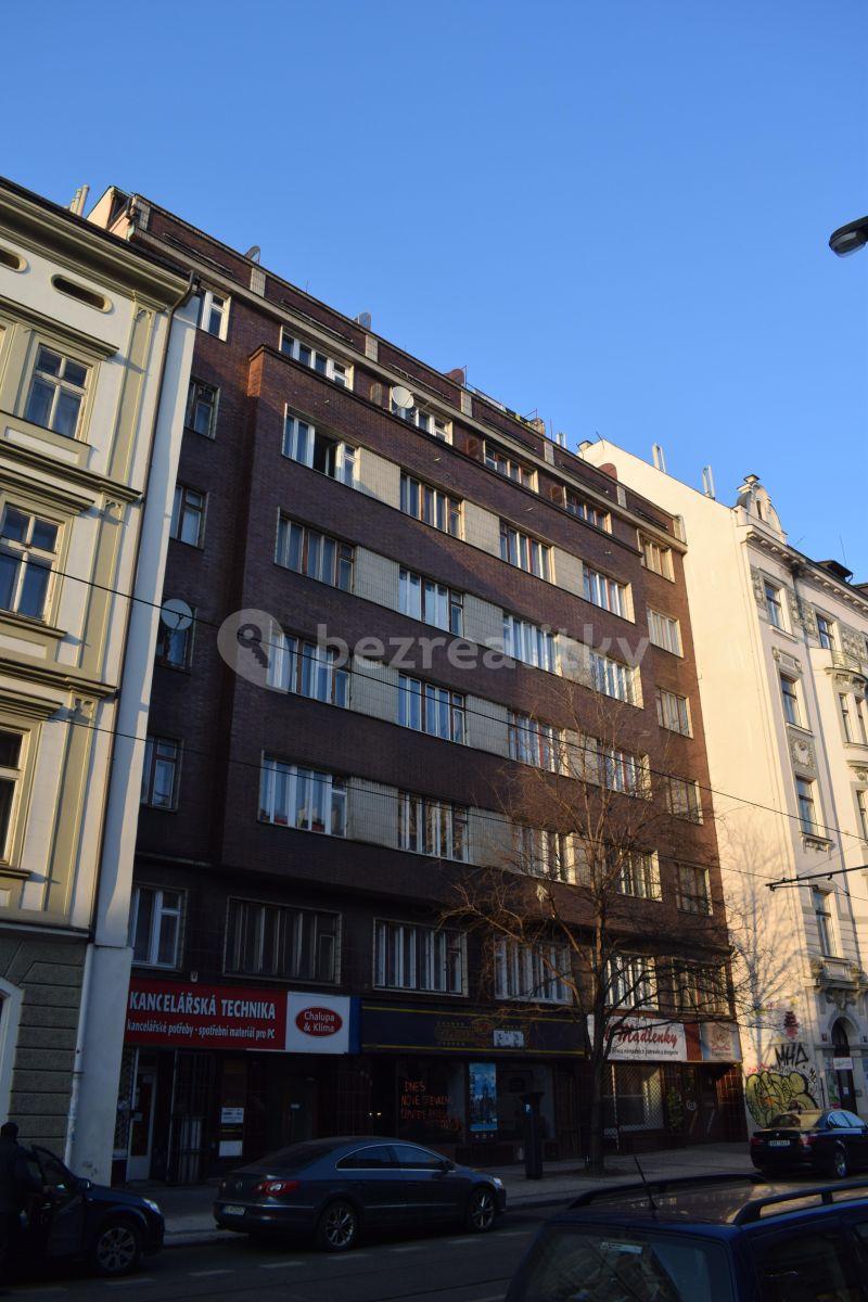 Pronájem bytu 1+kk 31 m², Sokolovská, Praha, Praha