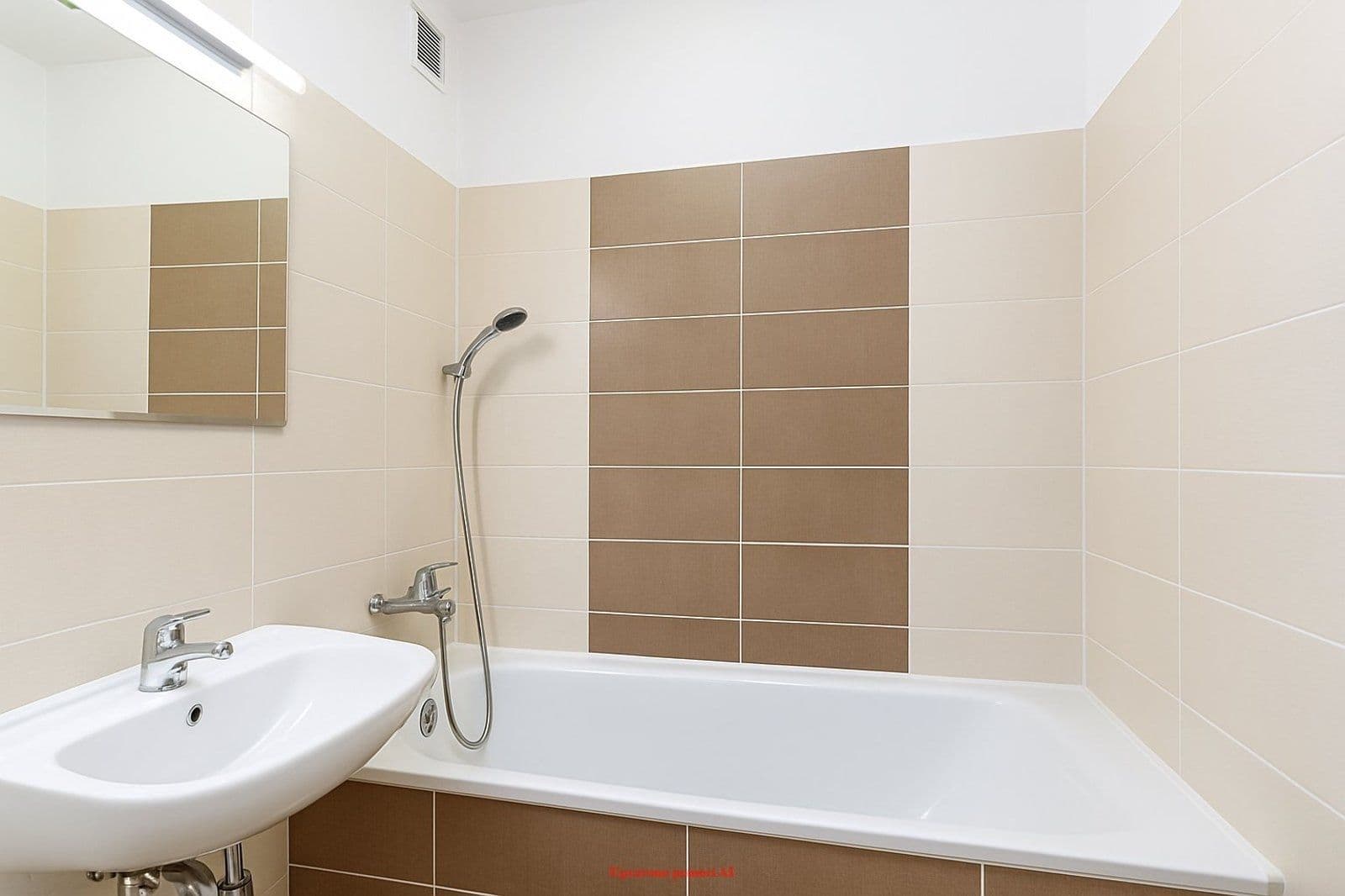 Pronájem bytu 2+1 52 m², Francouzská, Ostrava, Moravskoslezský kraj Pronájem bytu 2+1 52 m², Francouzská, Ostrava, Moravskoslezský kraj