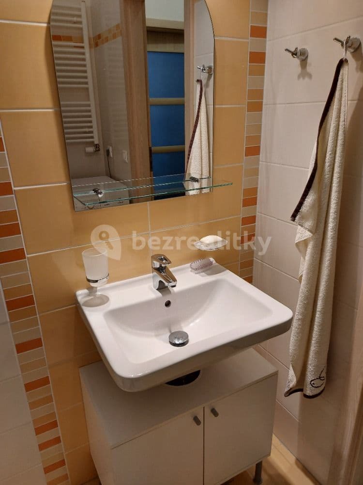 Pronájem bytu 1+1 33 m², Freyova, Praha, Praha Pronájem bytu 1+1 33 m², Freyova, Praha, Praha