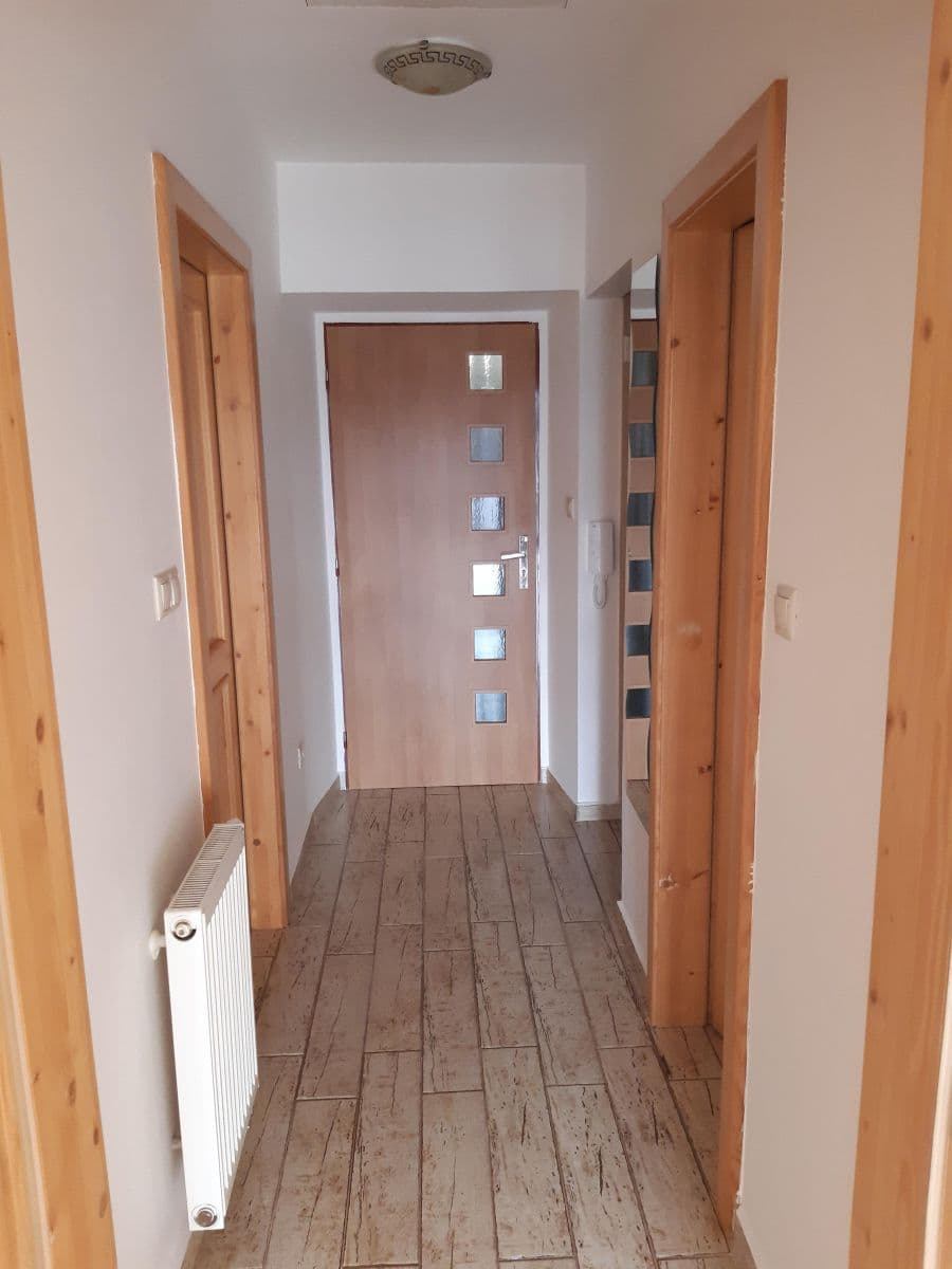 Pronájem bytu 2+kk 67 m², Masarykovo náměstí, Stříbro, Plzeňský kraj Pronájem bytu 2+kk 67 m², Masarykovo náměstí, Stříbro, Plzeňský kraj