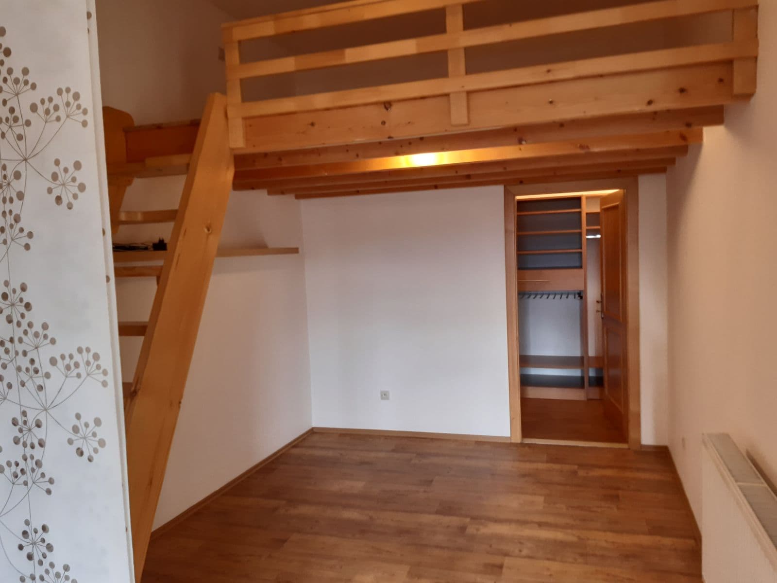 Pronájem bytu 2+kk 67 m², Masarykovo náměstí, Stříbro, Plzeňský kraj Pronájem bytu 2+kk 67 m², Masarykovo náměstí, Stříbro, Plzeňský kraj