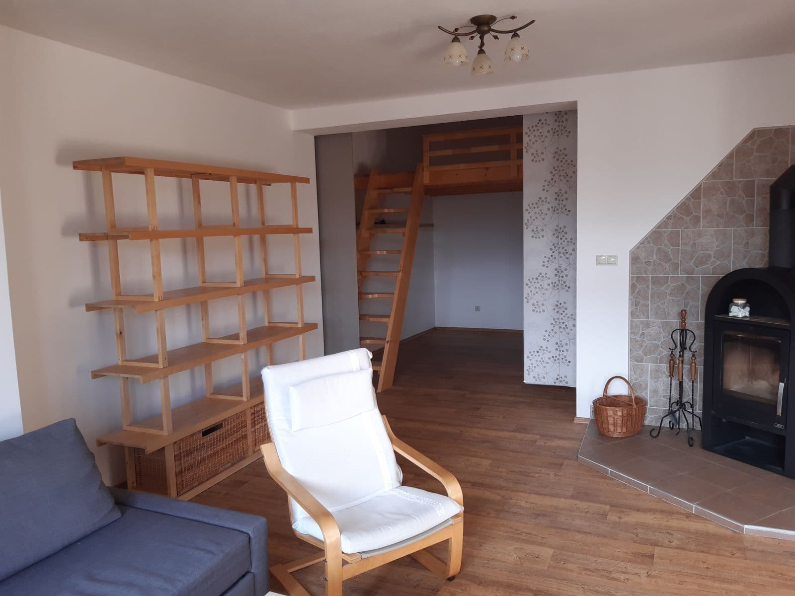 Pronájem bytu 2+kk 67 m², Masarykovo náměstí, Stříbro, Plzeňský kraj Pronájem bytu 2+kk 67 m², Masarykovo náměstí, Stříbro, Plzeňský kraj