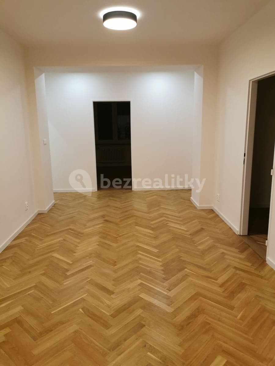 Pronájem bytu 3+1 64 m², Brigádníků, Praha, Praha Pronájem bytu 3+1 64 m², Brigádníků, Praha, Praha