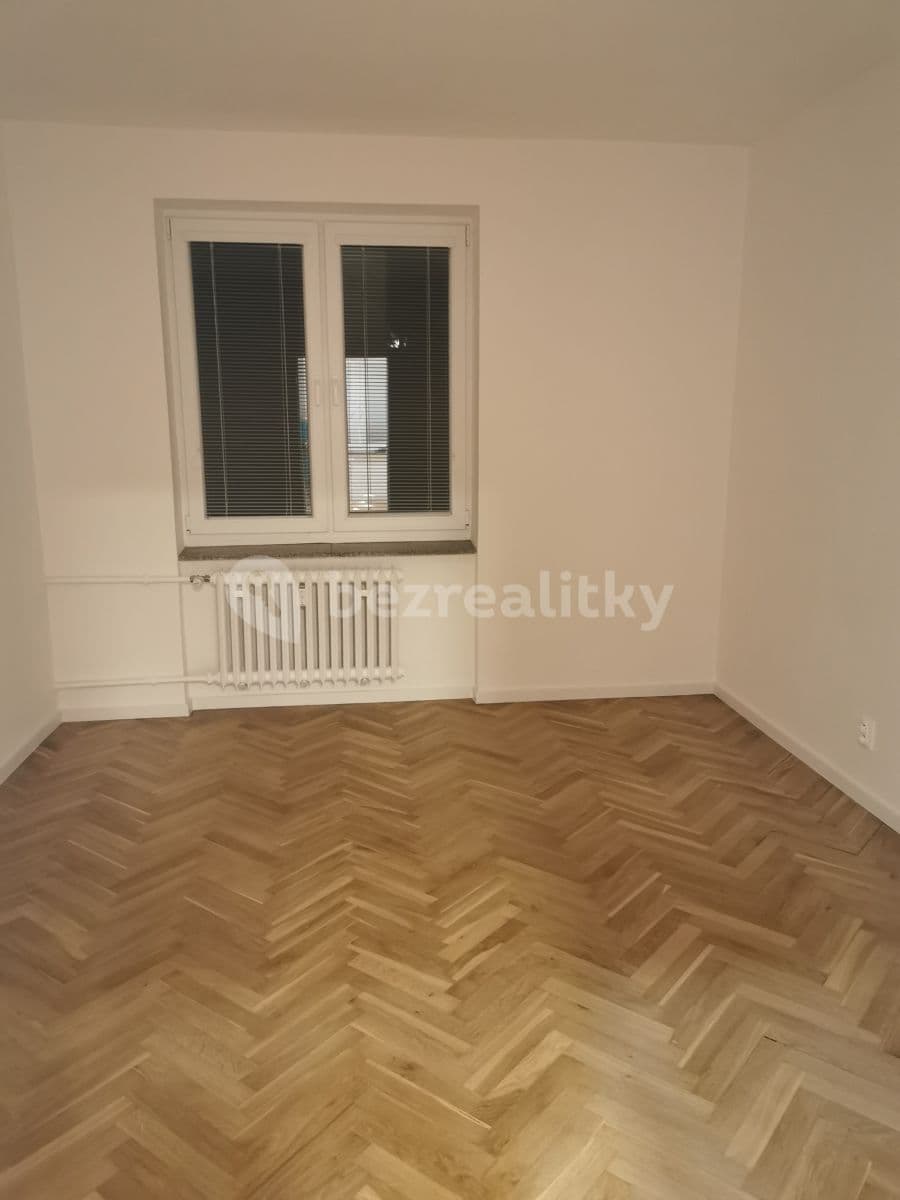 Pronájem bytu 3+1 64 m², Brigádníků, Praha, Praha Pronájem bytu 3+1 64 m², Brigádníků, Praha, Praha