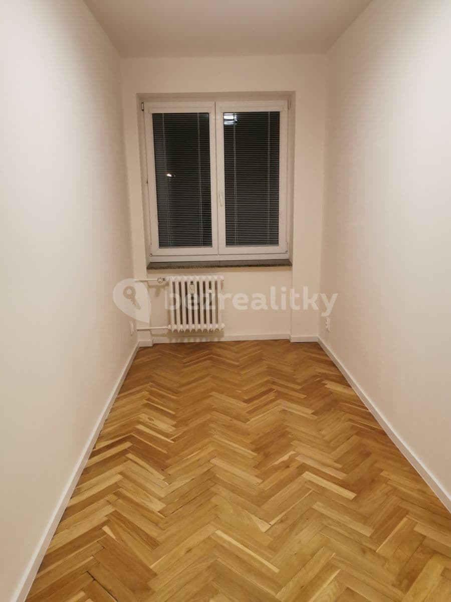 Pronájem bytu 3+1 64 m², Brigádníků, Praha, Praha Pronájem bytu 3+1 64 m², Brigádníků, Praha, Praha