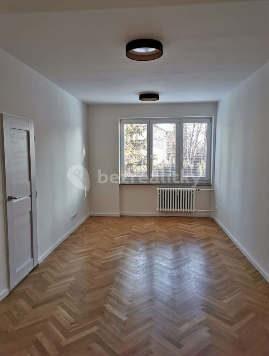 Pronájem bytu 3+1 64 m², Brigádníků, Praha, Praha Pronájem bytu 3+1 64 m², Brigádníků, Praha, Praha