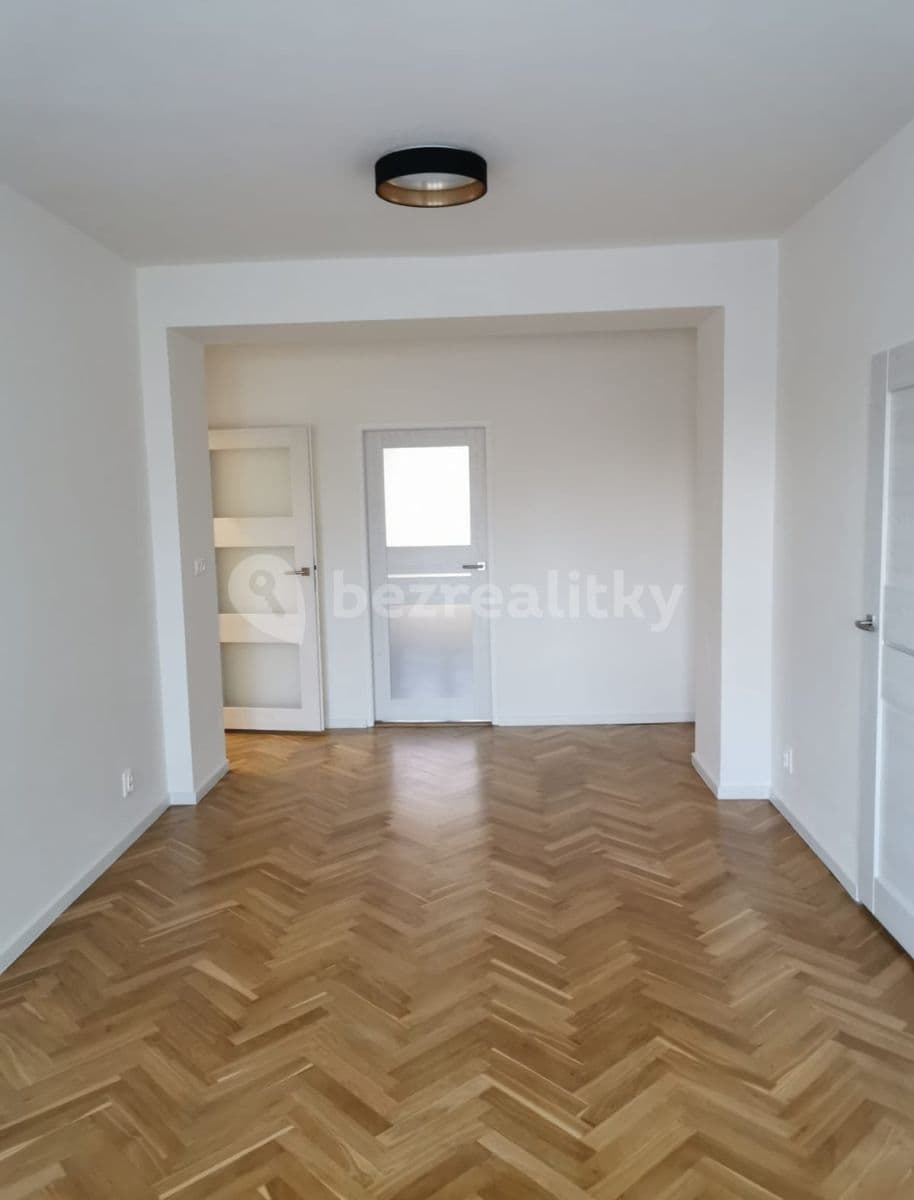 Pronájem bytu 3+1 64 m², Brigádníků, Praha, Praha Pronájem bytu 3+1 64 m², Brigádníků, Praha, Praha