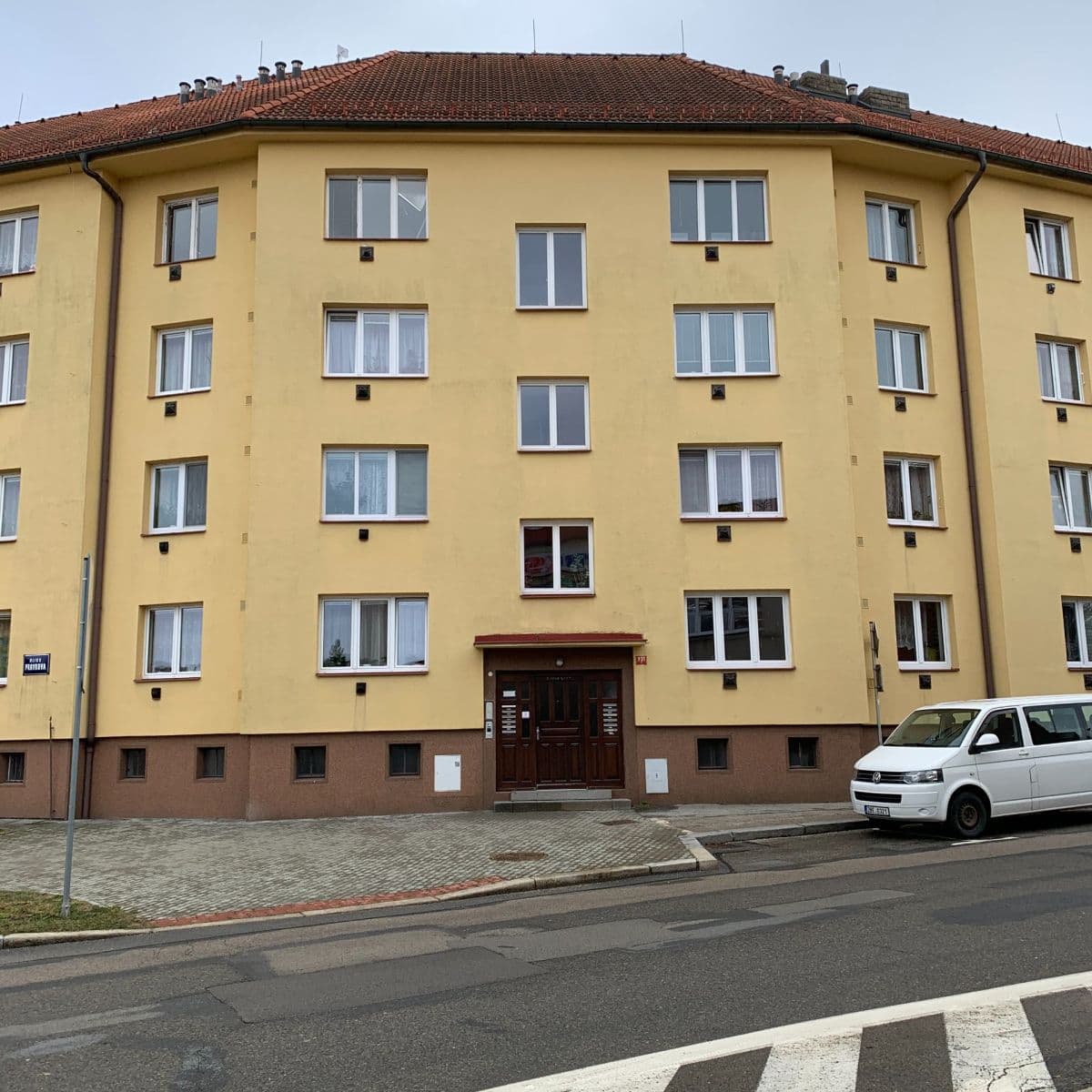 Prodej bytu 1+kk 26 m², Nádražní, Jindřichův Hradec, Jihočeský kraj Prodej bytu 1+kk 26 m², Nádražní, Jindřichův Hradec, Jihočeský kraj