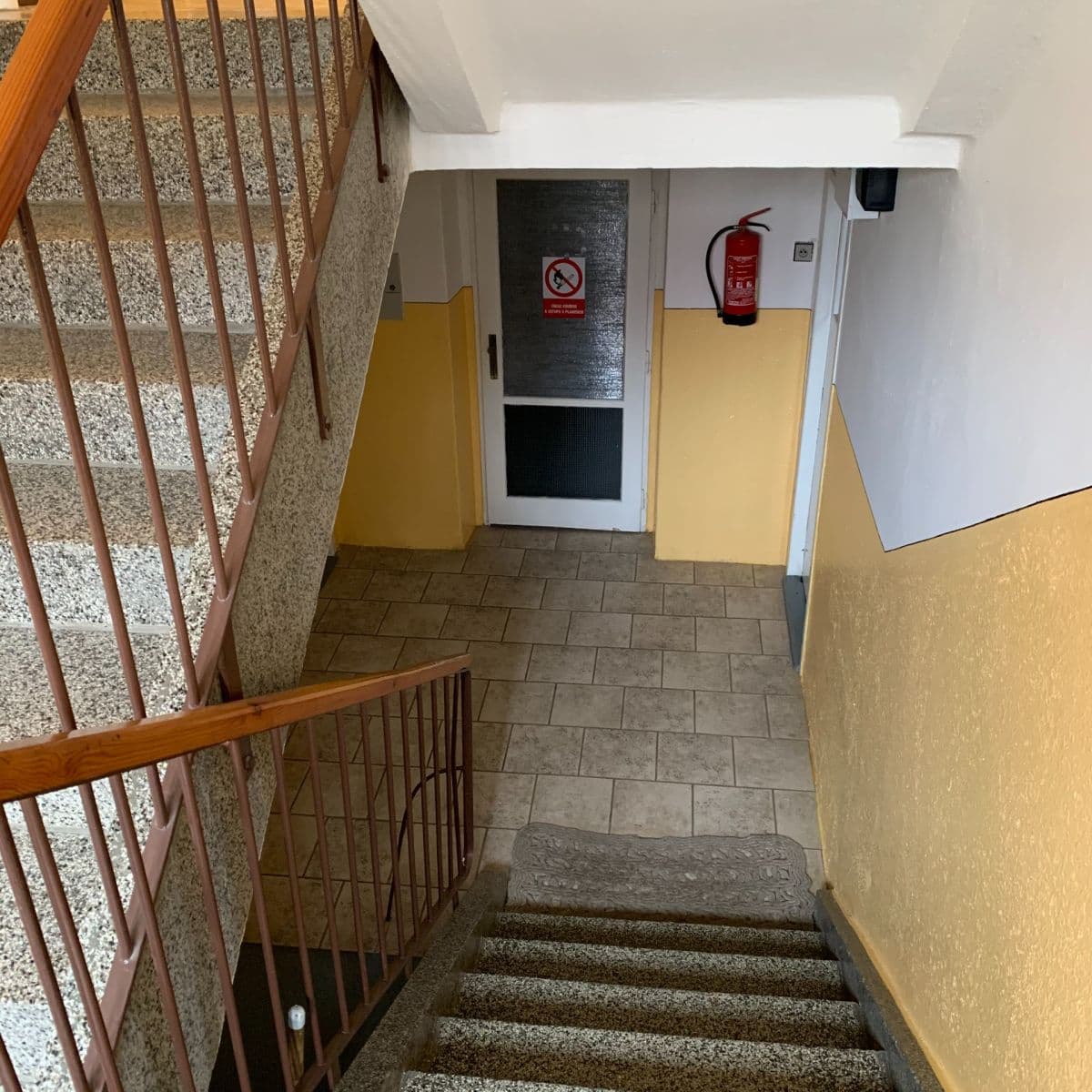 Prodej bytu 1+kk 26 m², Nádražní, Jindřichův Hradec, Jihočeský kraj Prodej bytu 1+kk 26 m², Nádražní, Jindřichův Hradec, Jihočeský kraj
