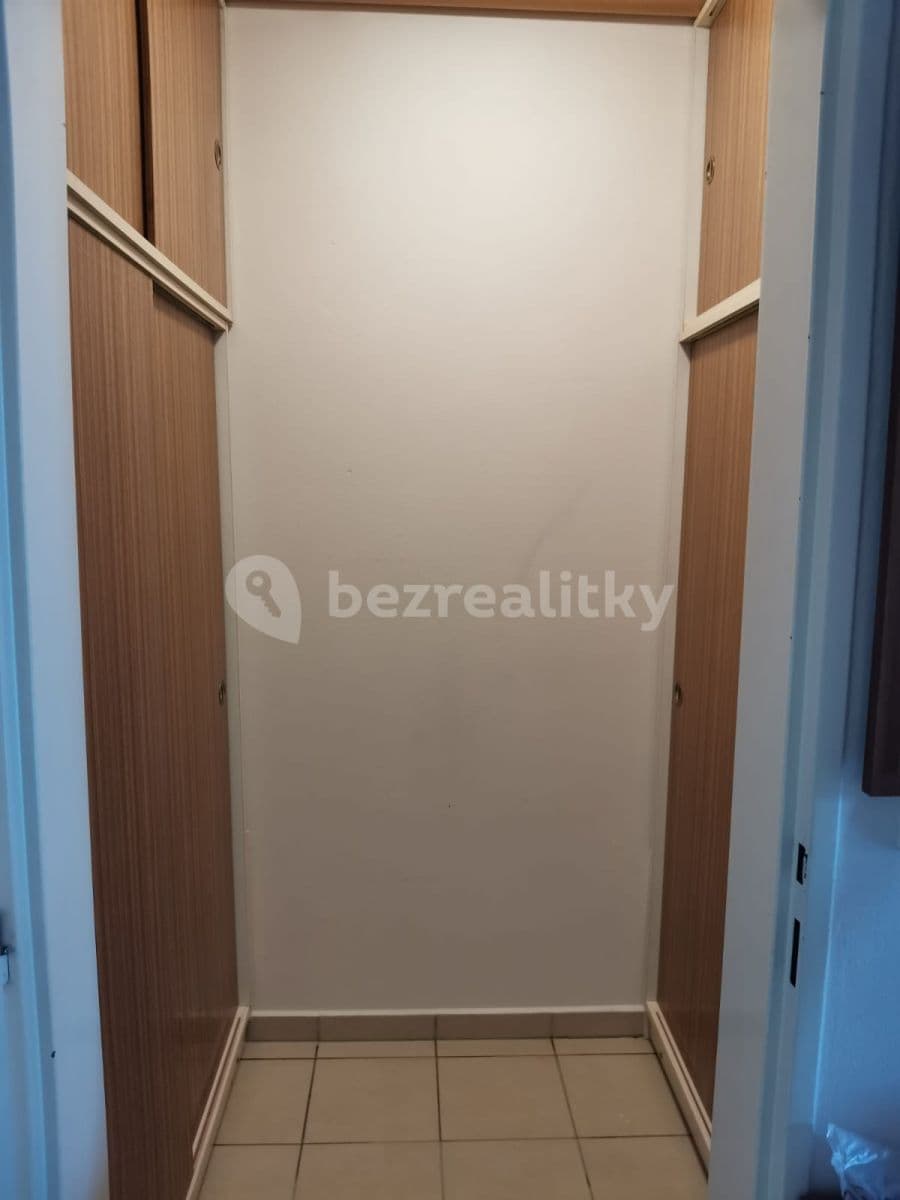 Pronájem bytu 2+kk 63 m², Za Mlýnem, Hostivice, Středočeský kraj Pronájem bytu 2+kk 63 m², Za Mlýnem, Hostivice, Středočeský kraj
