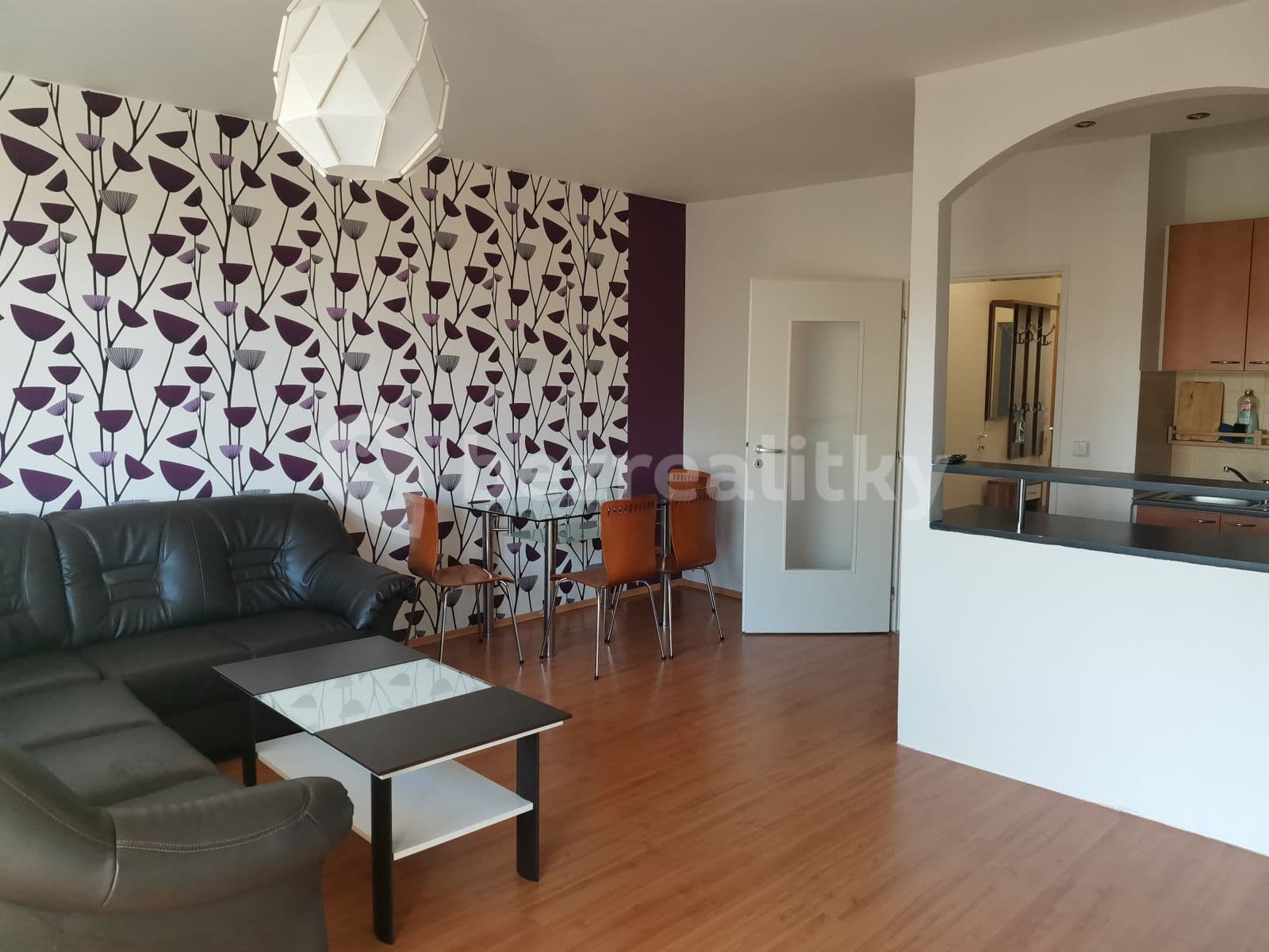 Pronájem bytu 2+kk 63 m², Za Mlýnem, Hostivice, Středočeský kraj Pronájem bytu 2+kk 63 m², Za Mlýnem, Hostivice, Středočeský kraj