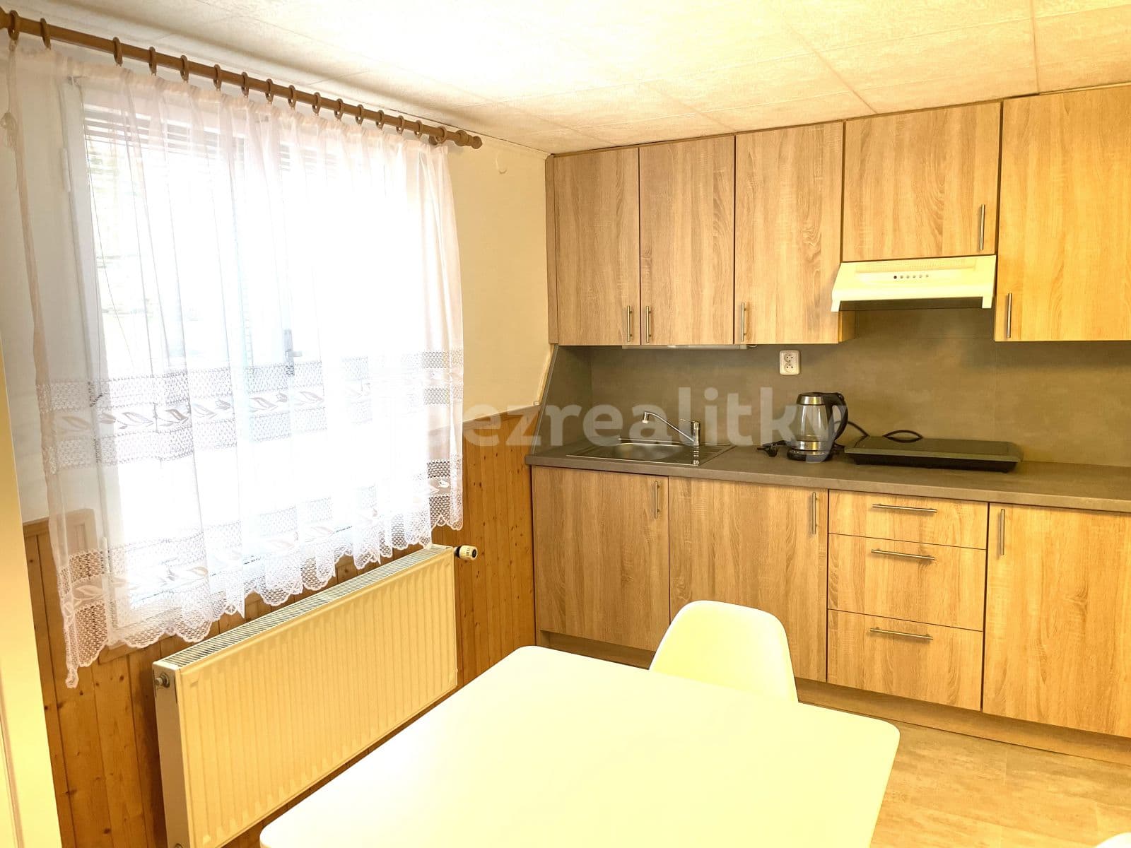 Pronájem bytu 2+kk 49 m², Hlavní, Sulice, Středočeský kraj Pronájem bytu 2+kk 49 m², Hlavní, Sulice, Středočeský kraj