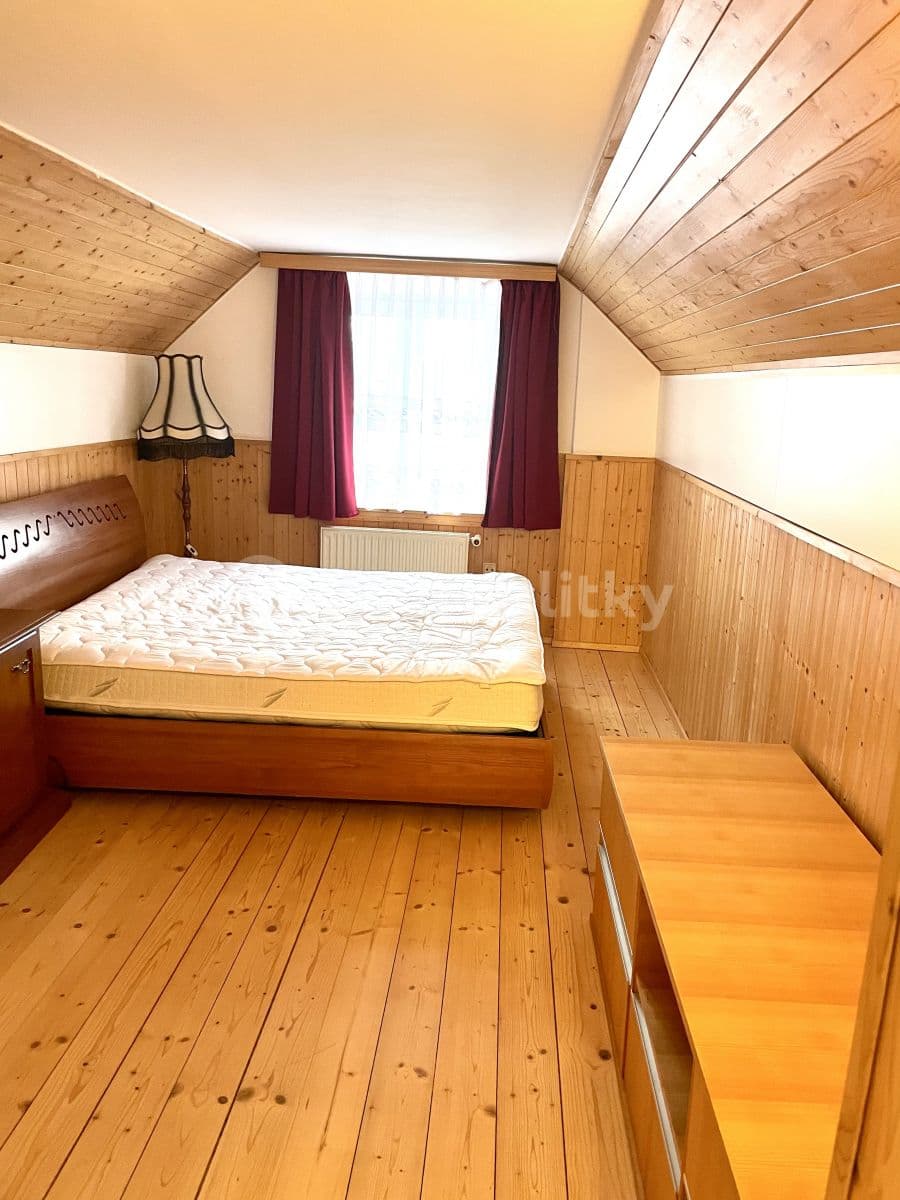 Pronájem bytu 2+kk 49 m², Hlavní, Sulice, Středočeský kraj Pronájem bytu 2+kk 49 m², Hlavní, Sulice, Středočeský kraj