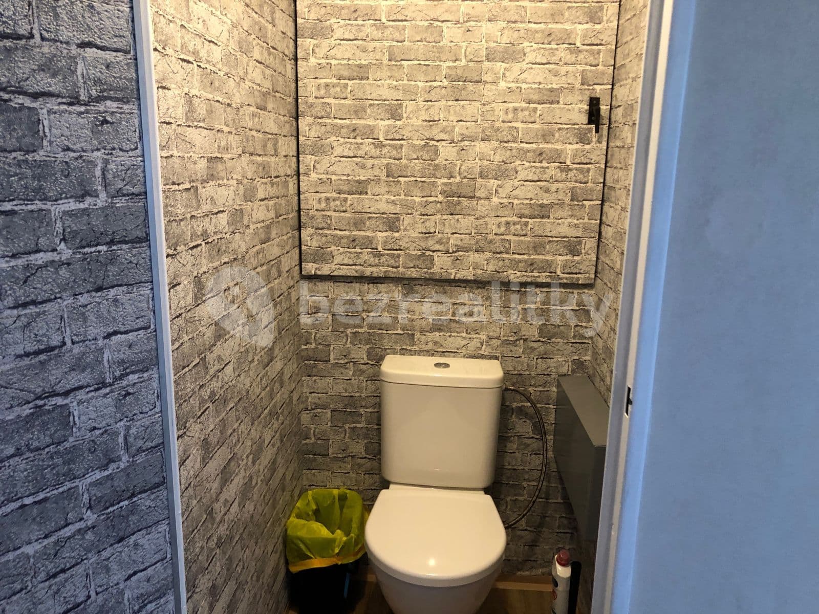 Pronájem bytu 4+1 96 m², Krušnohorská, Karlovy Vary, Karlovarský kraj Pronájem bytu 4+1 96 m², Krušnohorská, Karlovy Vary, Karlovarský kraj