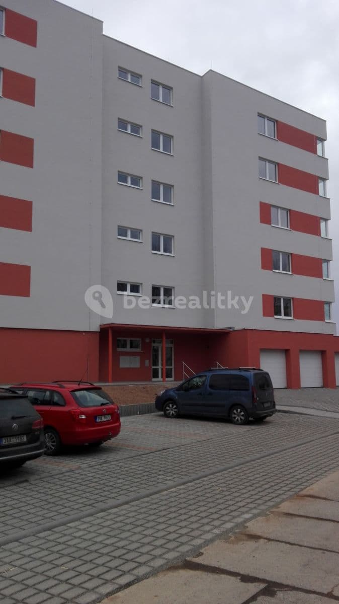 Pronájem bytu 1+kk 33 m², Maru Špačkové, Rakovník, Středočeský kraj Pronájem bytu 1+kk 33 m², Maru Špačkové, Rakovník, Středočeský kraj