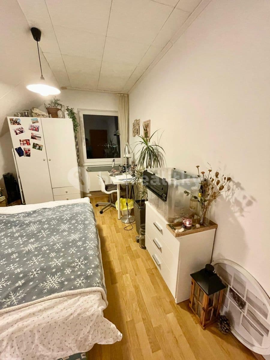 Pronájem bytu 3+1 15 m², Pod Zemankou, Praha, Praha Pronájem bytu 3+1 15 m², Pod Zemankou, Praha, Praha