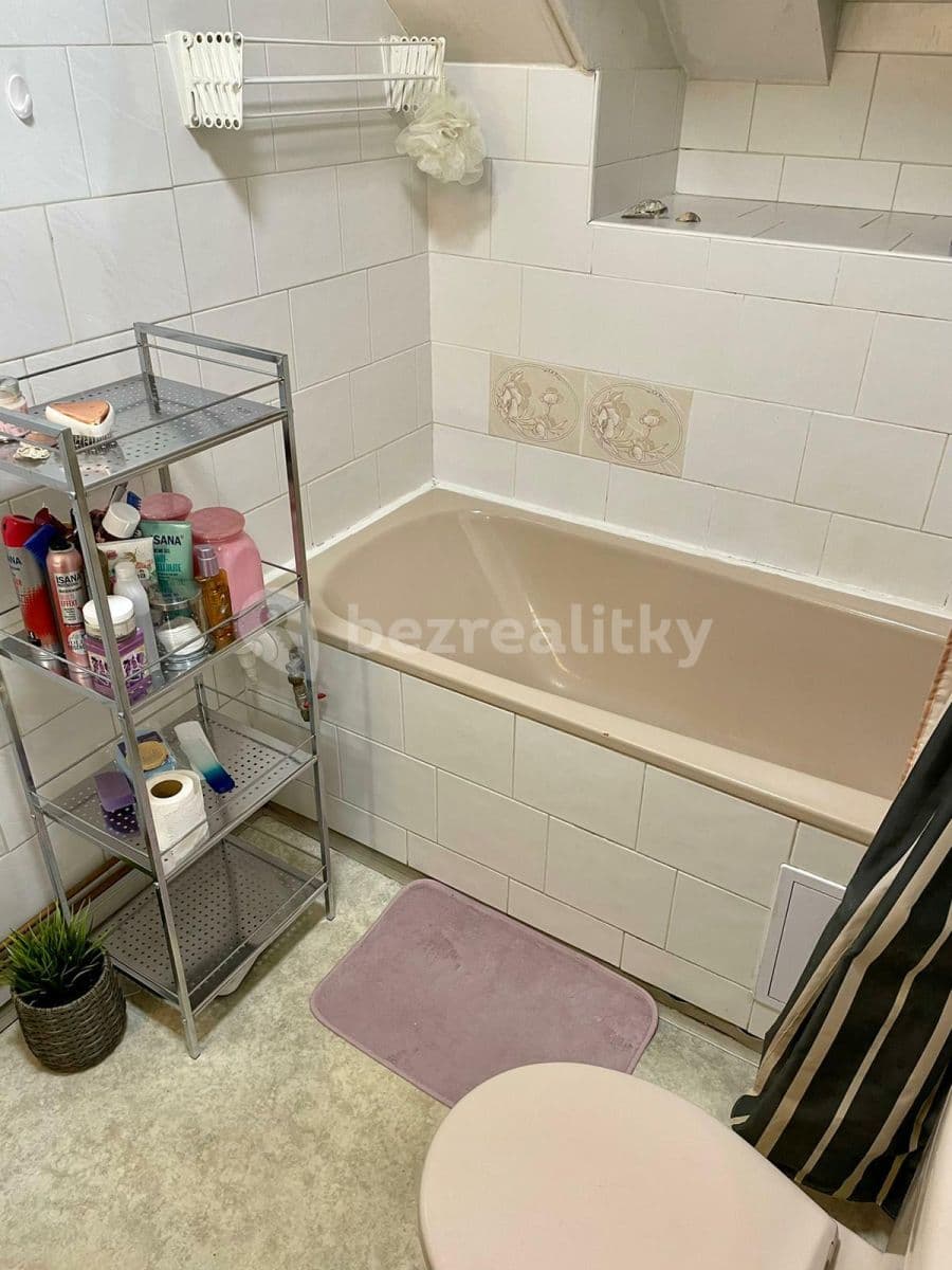 Pronájem bytu 3+1 15 m², Pod Zemankou, Praha, Praha Pronájem bytu 3+1 15 m², Pod Zemankou, Praha, Praha